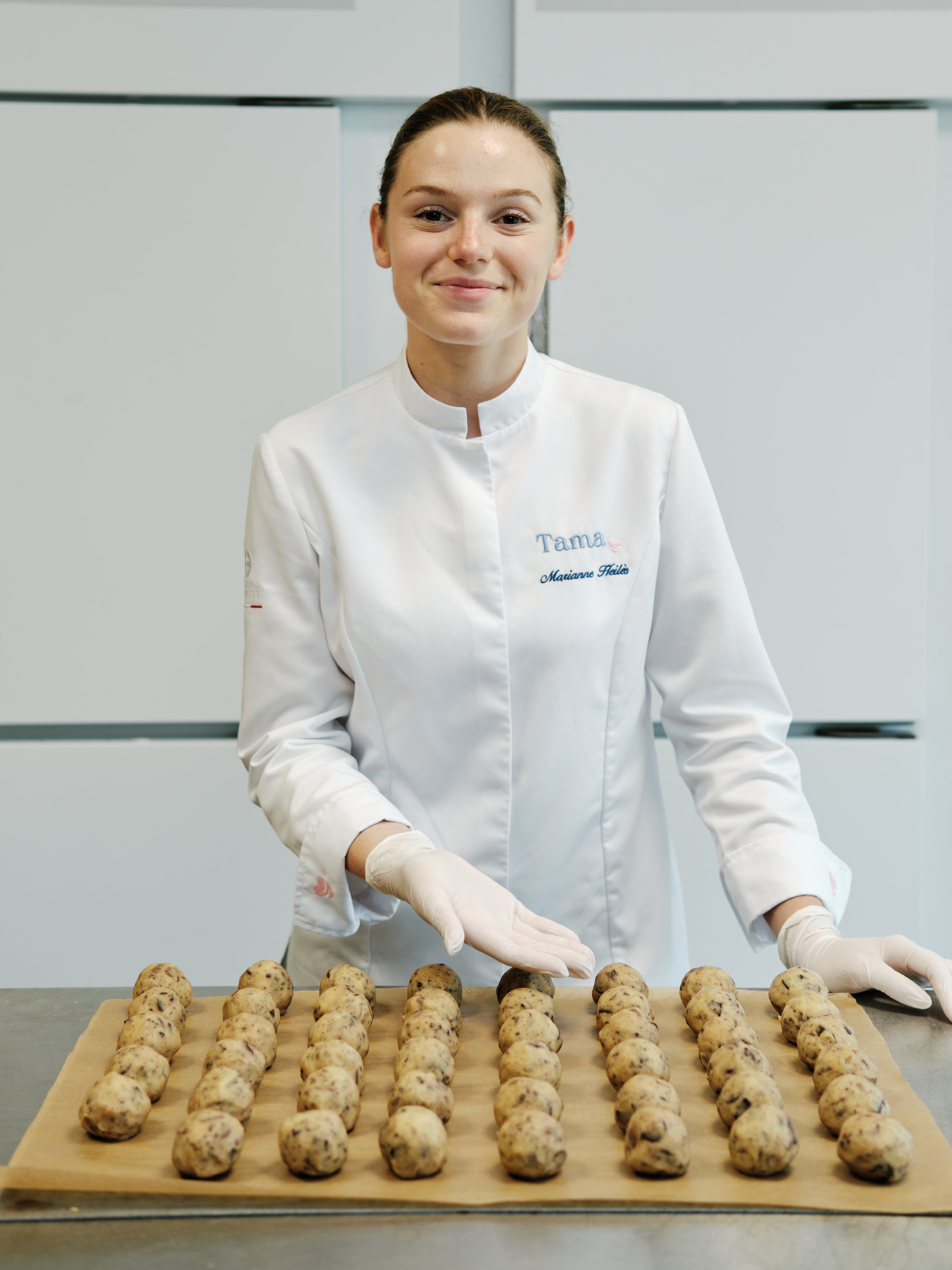 Ready to bake cookies - Hazelnuts